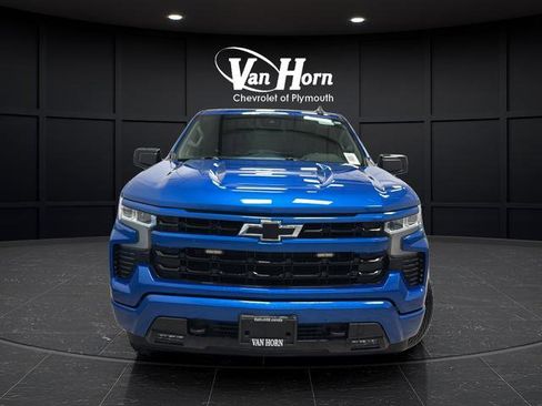 Used 2022 Chevrolet Silverado 1500 RST AWD/4WD image 2