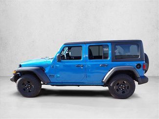 Used 2022 Jeep Wrangler Unlimited Sport AWD/4WD video 2