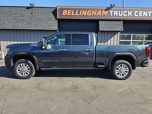 Used 2022 GMC Sierra 3500 Denali w/ Denali Ultimate Package AWD/4WD image 2