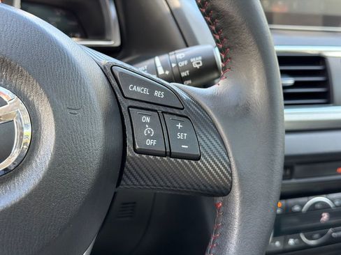 Used 2014 MAZDA MAZDA3 s Grand Touring FWD image 17