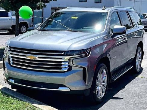 Used 2023 Chevrolet Tahoe High Country AWD/4WD image 2