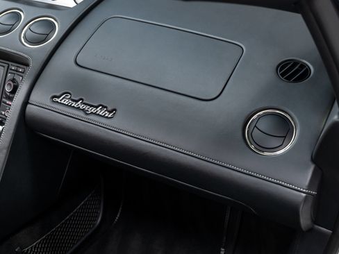 Used 2011 Lamborghini Gallardo LP 560-4 AWD/4WD image 33