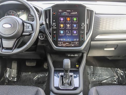 Used 2025 Subaru Forester Premium image 13