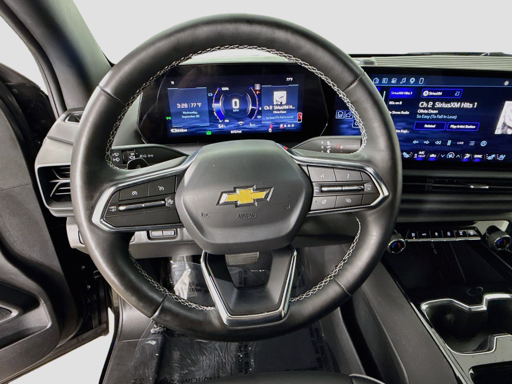 Used 2025 Chevrolet Silverado EV LT AWD/4WD image 13