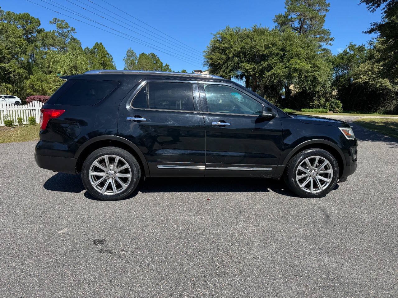 Used 2016 Ford Explorer Limited AWD/4WD image 7