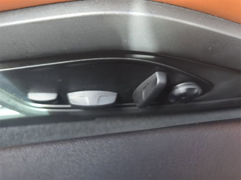 Used 2025 Porsche 911 Carrera GTS image 23