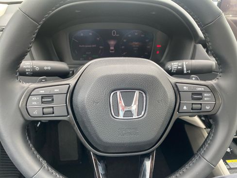 Used 2025 Honda Accord EX-L image 13