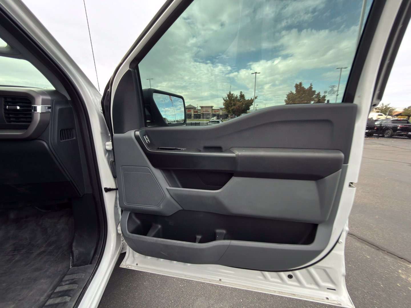 Used 2024 Ford F150 XL AWD/4WD image 40