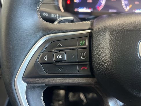 Used 2024 Jeep Grand Cherokee L Limited w/ Luxury Tech Group II image 48