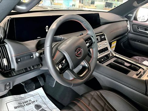 New 2026 Nissan Armada PRO-4X AWD/4WD image 9