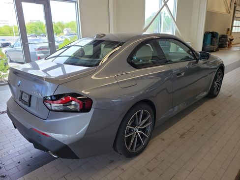 Used 2026 BMW 230i xDrive Coupe w/ Premium Package AWD/4WD image 5