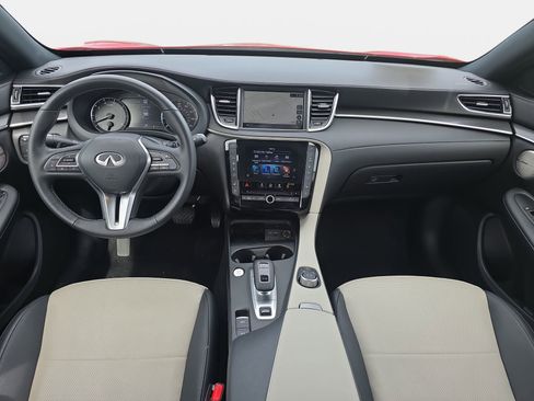 Certified 2025 INFINITI QX55 Essential AWD/4WD image 9