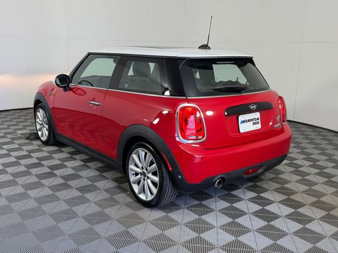 Used 2019 MINI Cooper 2-Door Hardtop FWD image 3