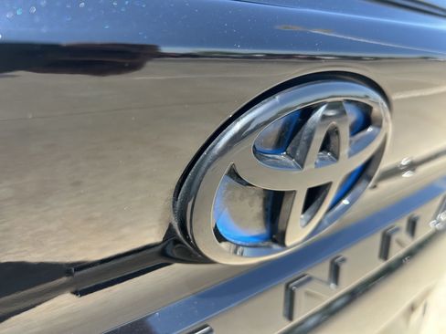 Certified 2025 Toyota Sienna XSE w/ XSE Premium Package AWD/4WD image 7