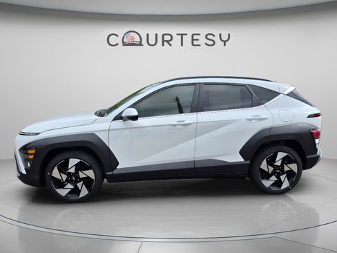 New 2026 Hyundai Kona Limited FWD image 2