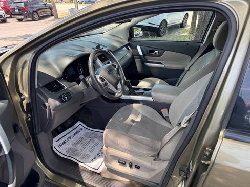 Used 2013 Ford Edge SEL FWD image 9