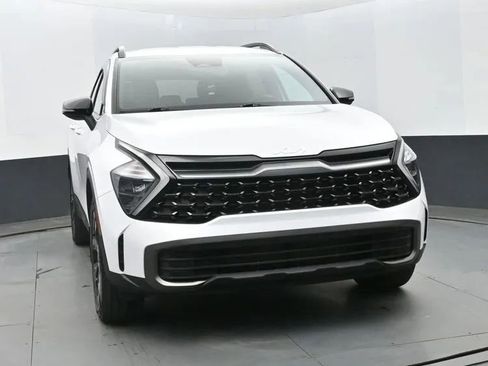 Used 2023 Kia Sportage X-Line image 3