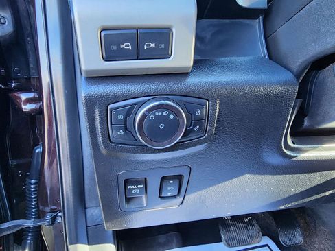 Used 2020 Ford F150 Lariat w/ FX4 Off-Road Package image 20