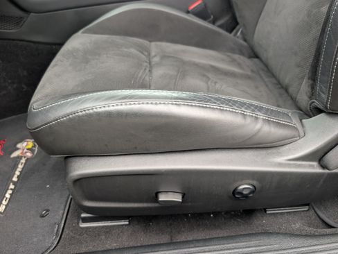 Used 2021 Dodge Challenger R/T Scat Pack RWD image 23