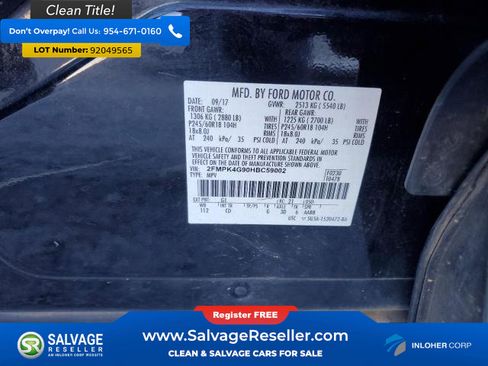 Used 2017 Ford Edge SE image 17