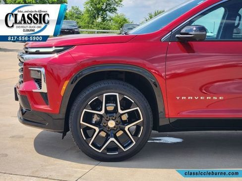 Used 2026 Chevrolet Traverse High Country w/ LPO, Floor Liner Package FWD image 12