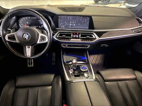 Used 2021 BMW X7 M50i w/ Executive Package image 14