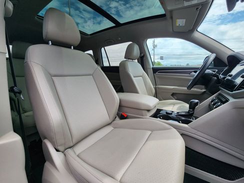 Used 2019 Volkswagen Atlas SEL R-Line image 48