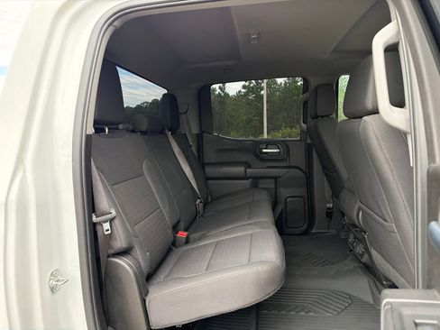 Used 2025 Chevrolet Silverado 1500 Custom Trail Boss w/ Turbomax Blackout Package AWD/4WD image 39