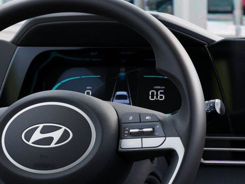 New 2026 Hyundai Elantra SE FWD image 14