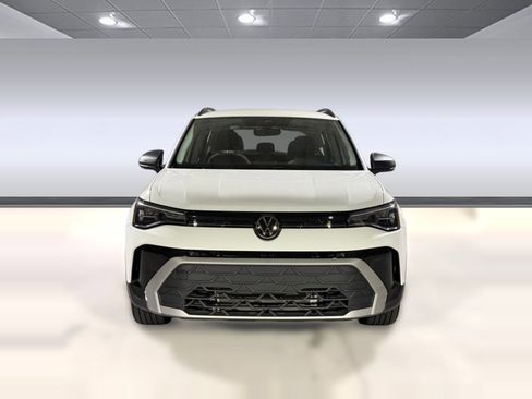 Used 2025 Volkswagen Taos S image 6