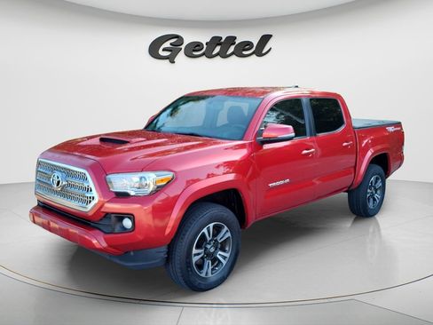 Used 2017 Toyota Tacoma TRD Sport w/ Tow Package RWD image 1