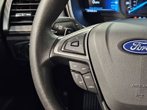Used 2020 Ford Fusion SE image 28