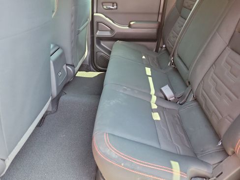 Used 2024 Nissan Frontier Pro-X w/ Tow Package image 8