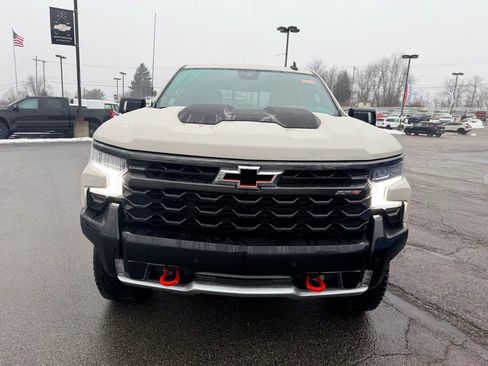 New 2026 Chevrolet Silverado 1500 ZR2 AWD/4WD image 2