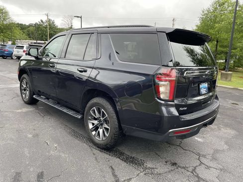 Certified 2022 Chevrolet Tahoe Z71 w/ Luxury Package AWD/4WD image 4