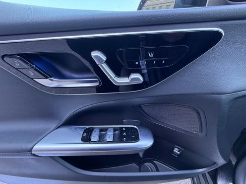 Used 2025 Mercedes-Benz C 300 4MATIC Sedan image 13
