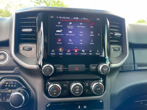 Used 2019 RAM 1500 Big Horn AWD/4WD image 18