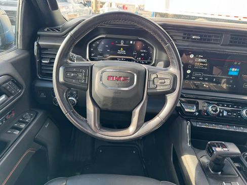 Used 2022 GMC Sierra 1500 AT4 w/ AT4 Premium Package image 13
