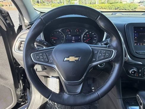 Used 2022 Chevrolet Equinox LT image 14