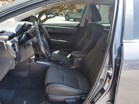 Used 2016 Toyota Corolla S FWD image 3