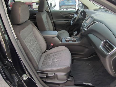 Certified 2022 Chevrolet Equinox LT image 28