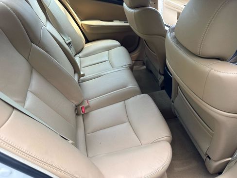 Used 2010 Nissan Maxima 3.5 SV w/ Premium Pkg FWD image 8