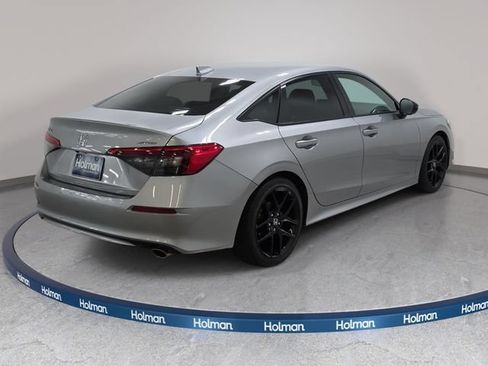 Used 2023 Honda Civic Sport image 6