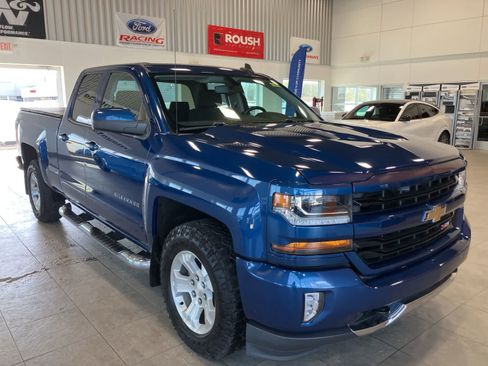 Used 2019 Chevrolet Silverado 1500 LT w/ All Star Edition image 3