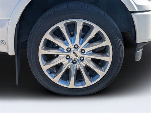 Used 2018 Ford F150 Limited w/ Trailer Tow Package image 10