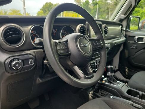 Used 2023 Jeep Wrangler Unlimited Sport AWD/4WD image 16