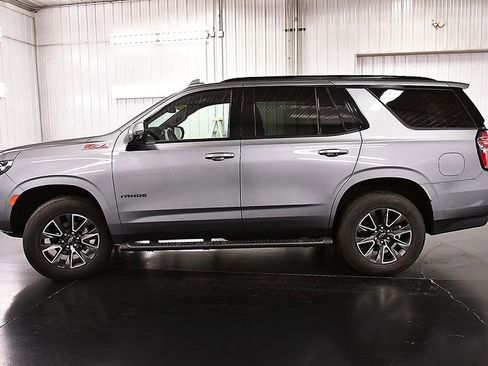 Used 2021 Chevrolet Tahoe Z71 w/ Z71 Signature Package AWD/4WD image 4