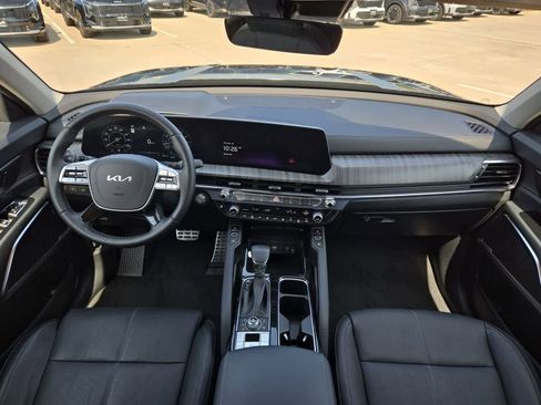 Used 2025 Kia Telluride SX image 13