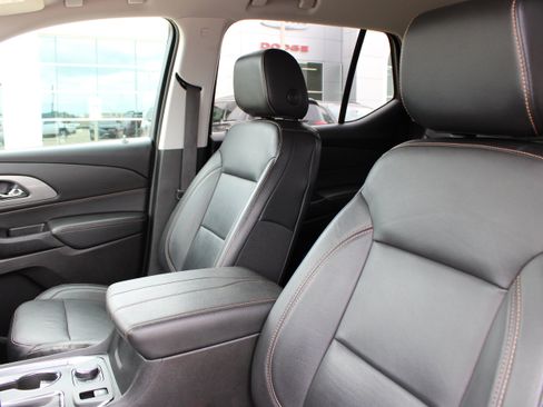 Used 2019 Chevrolet Traverse LT w/ LT Premium Package FWD image 33