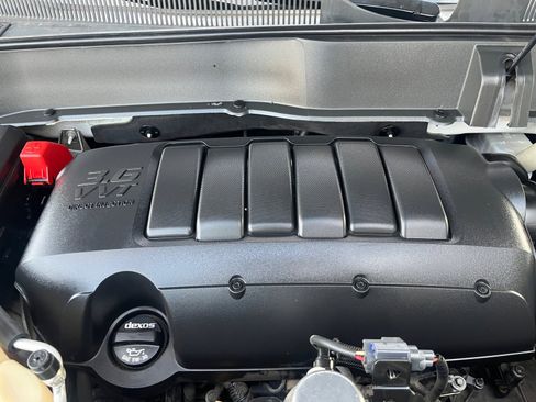 Used 2017 Buick Enclave Leather image 22